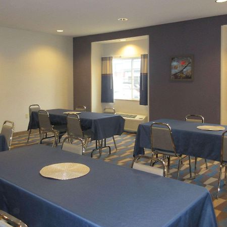 Quality Inn & Suites Caldwell I-77 Bagian luar foto